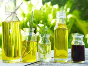 Glass Bottles Oil Natural Oils  - silviarita / Pixabay